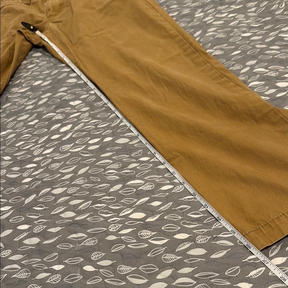 AMERICAN EAGLE OUTFITTERS Tan Chinos Classic Straight-Leg - Picture 4 of 9